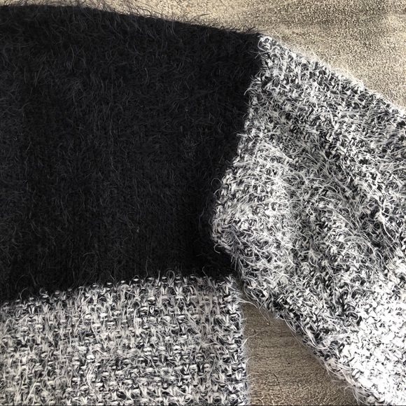 Air Space Black Ombre High Neck Loose Knit Sweater - Picture 4 of 6